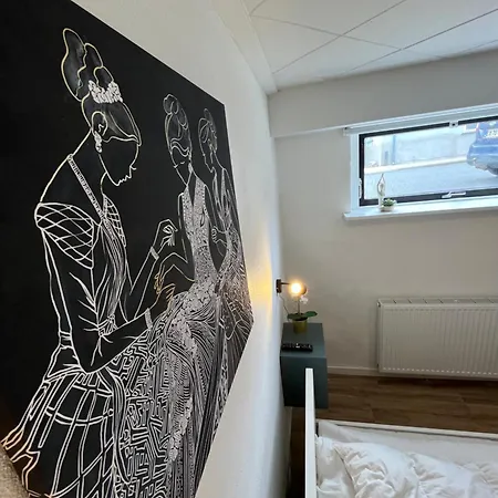 Cozy 3 Bedroom Garden With Parking Apartment Frederikshavn